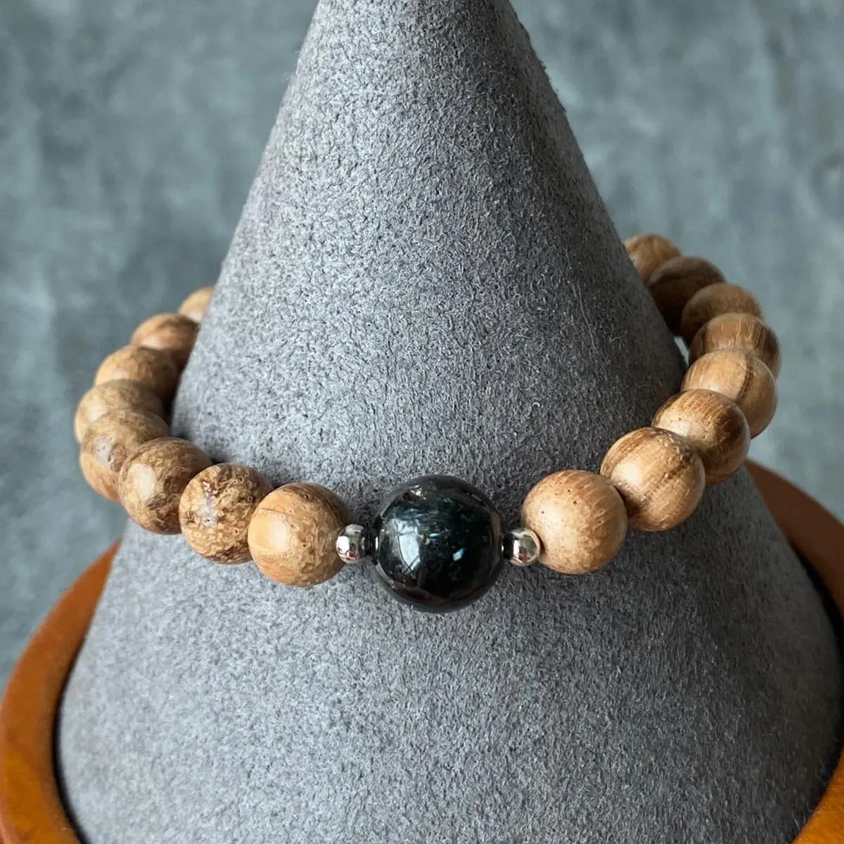 Arfvedsonite & Agarwood Men Bracelet