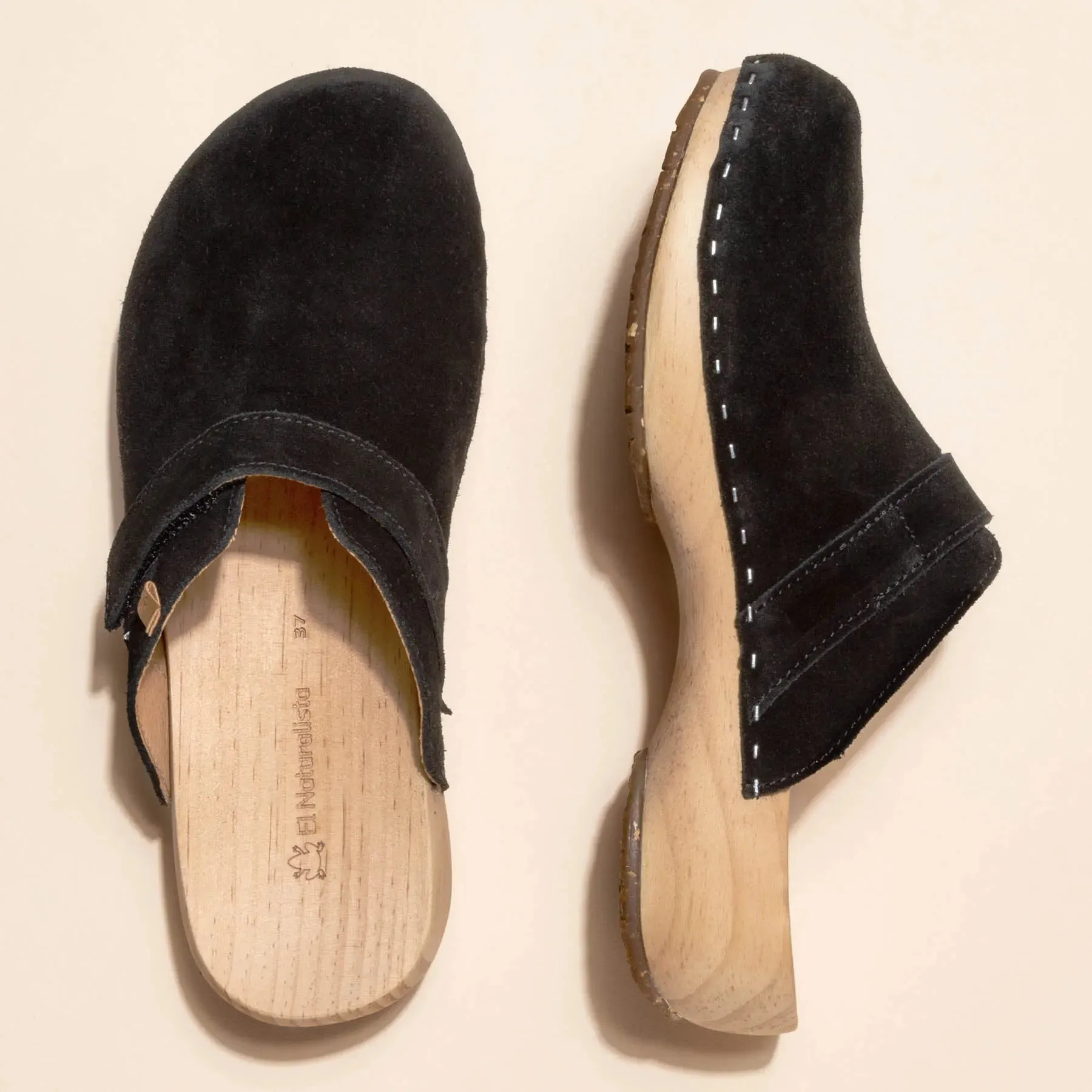 El Naturalista N5834 Clog in Black