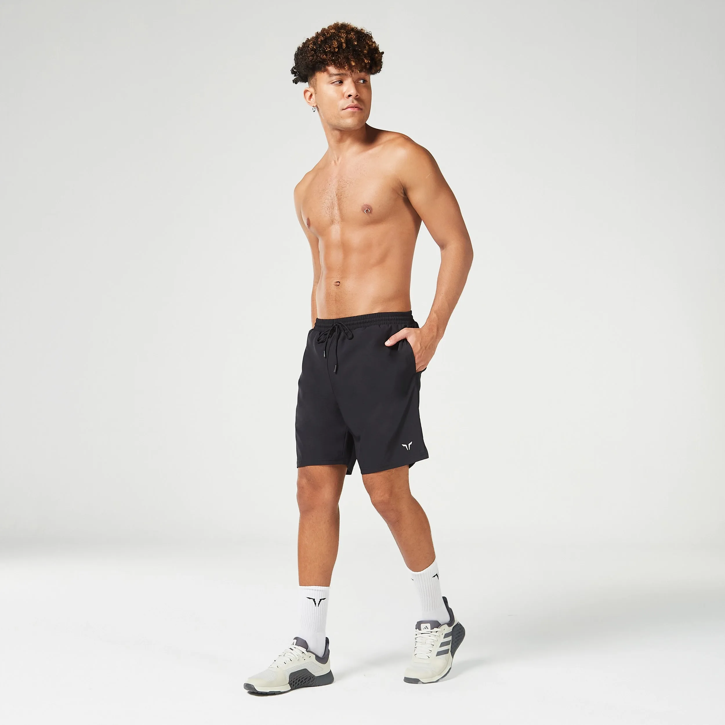 Essential 7" Shorts 2.0 - Black